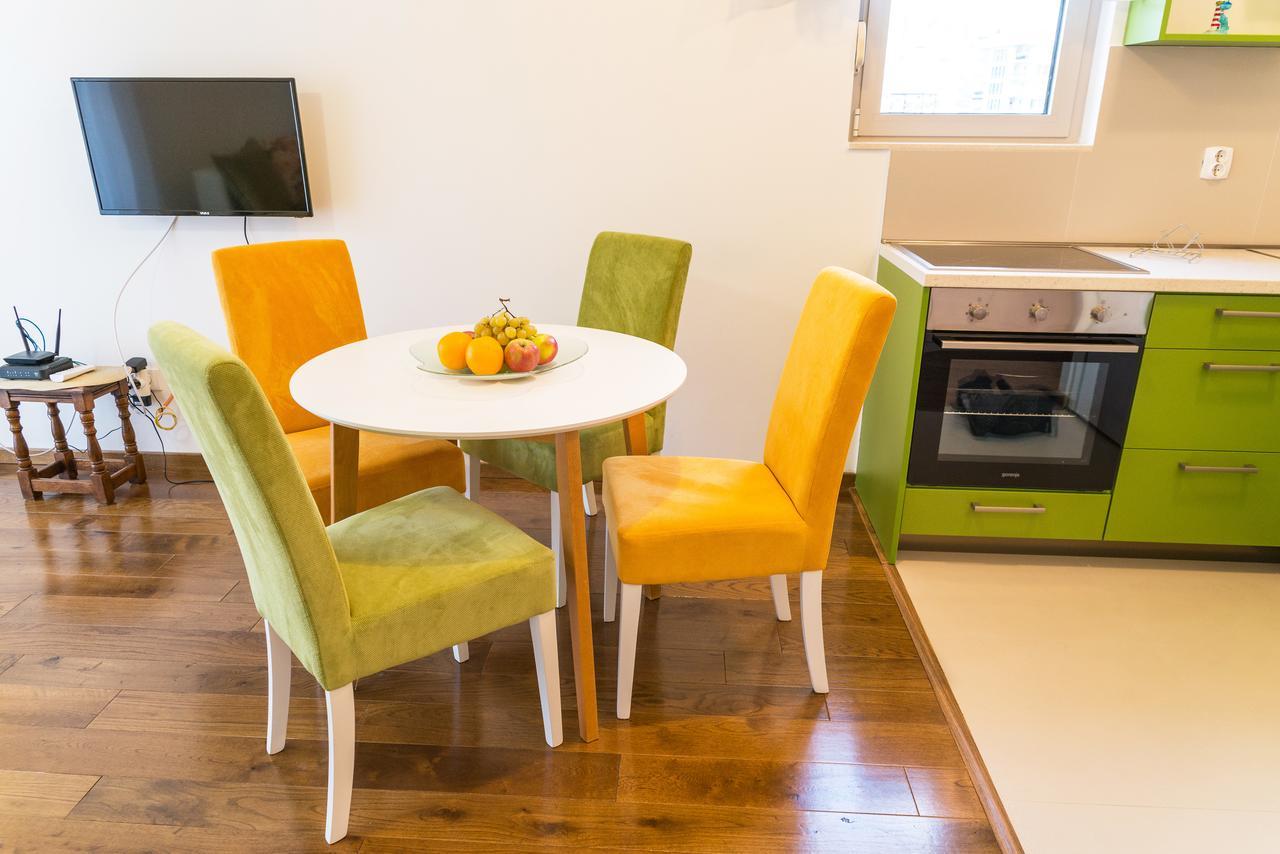 Lagoon Apartman *